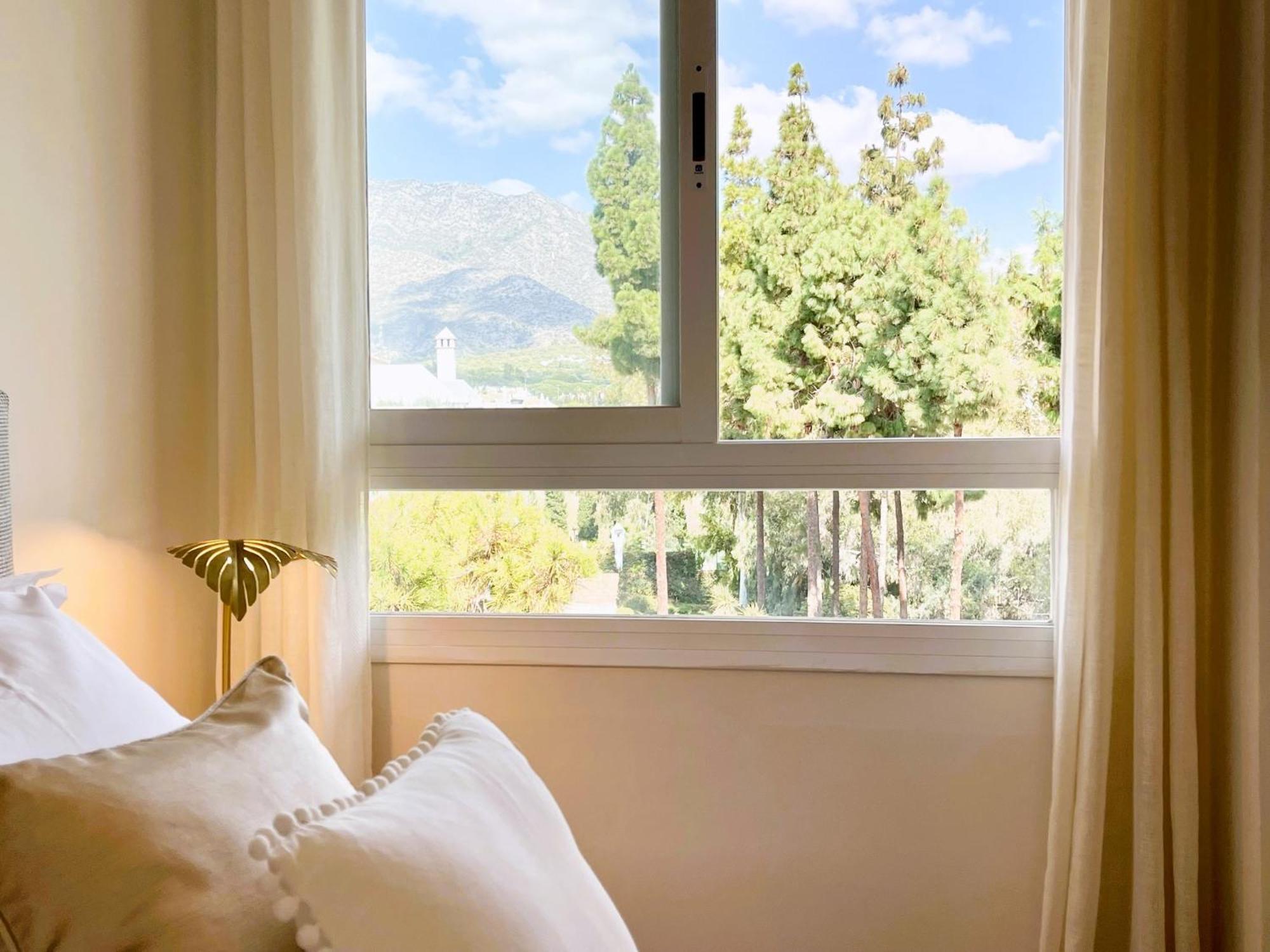 Luxury Penthouse With Sea Views In Marbella Golden Mile, Puente Romano Area 외부 사진