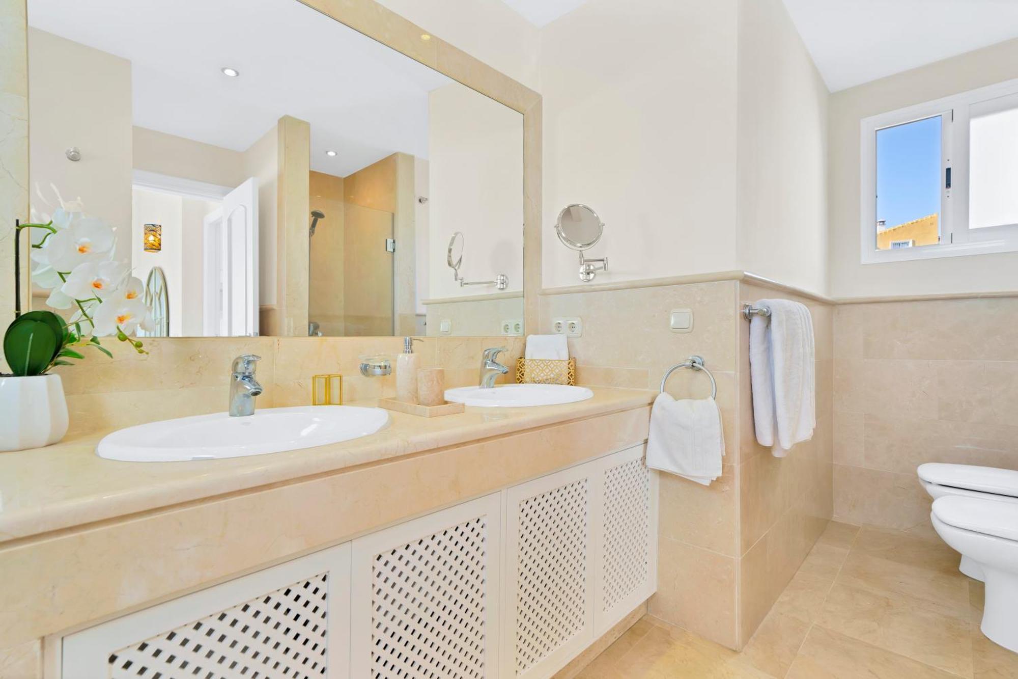 Luxury Penthouse With Sea Views In Marbella Golden Mile, Puente Romano Area 외부 사진