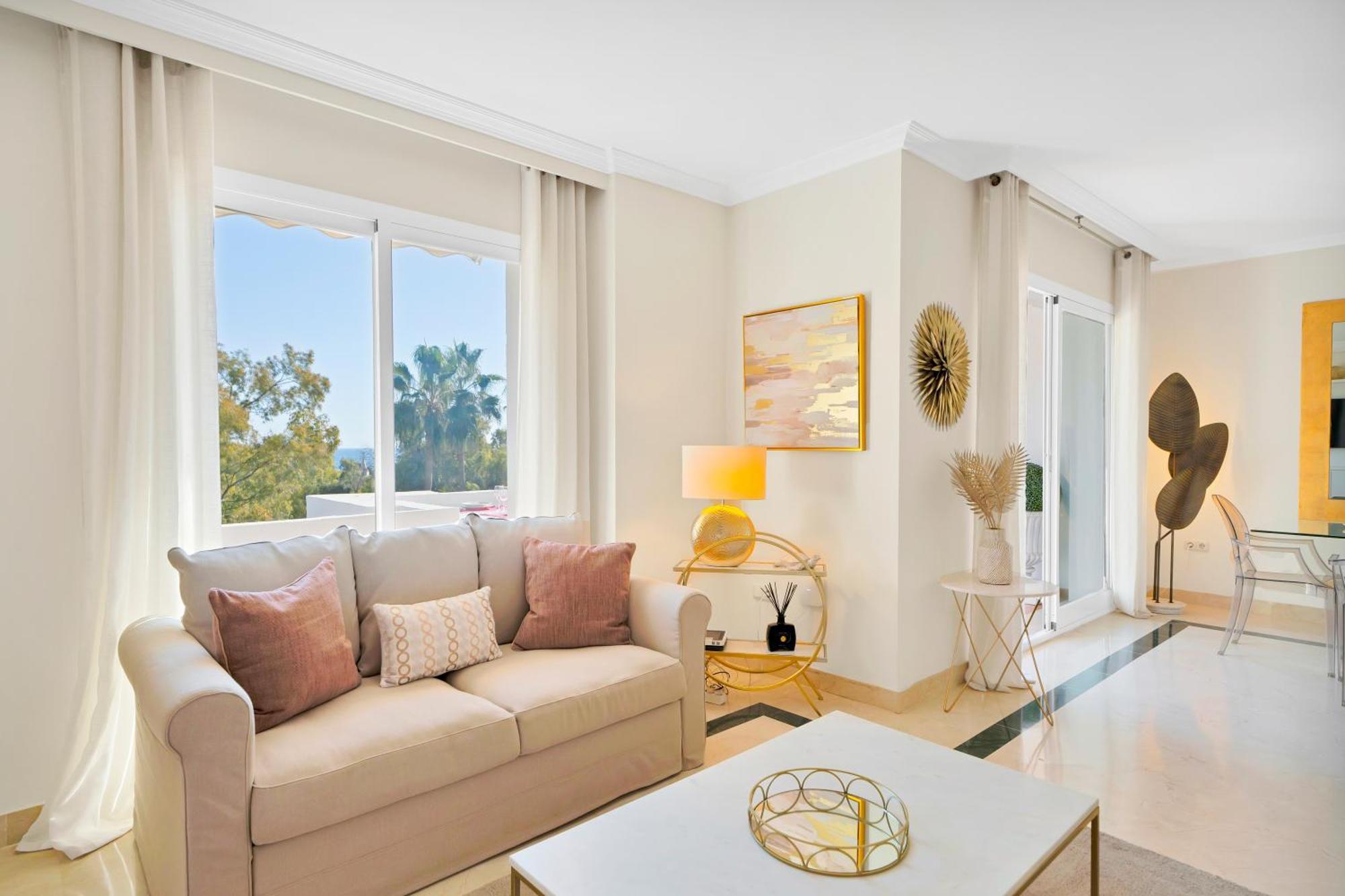 Luxury Penthouse With Sea Views In Marbella Golden Mile, Puente Romano Area 외부 사진